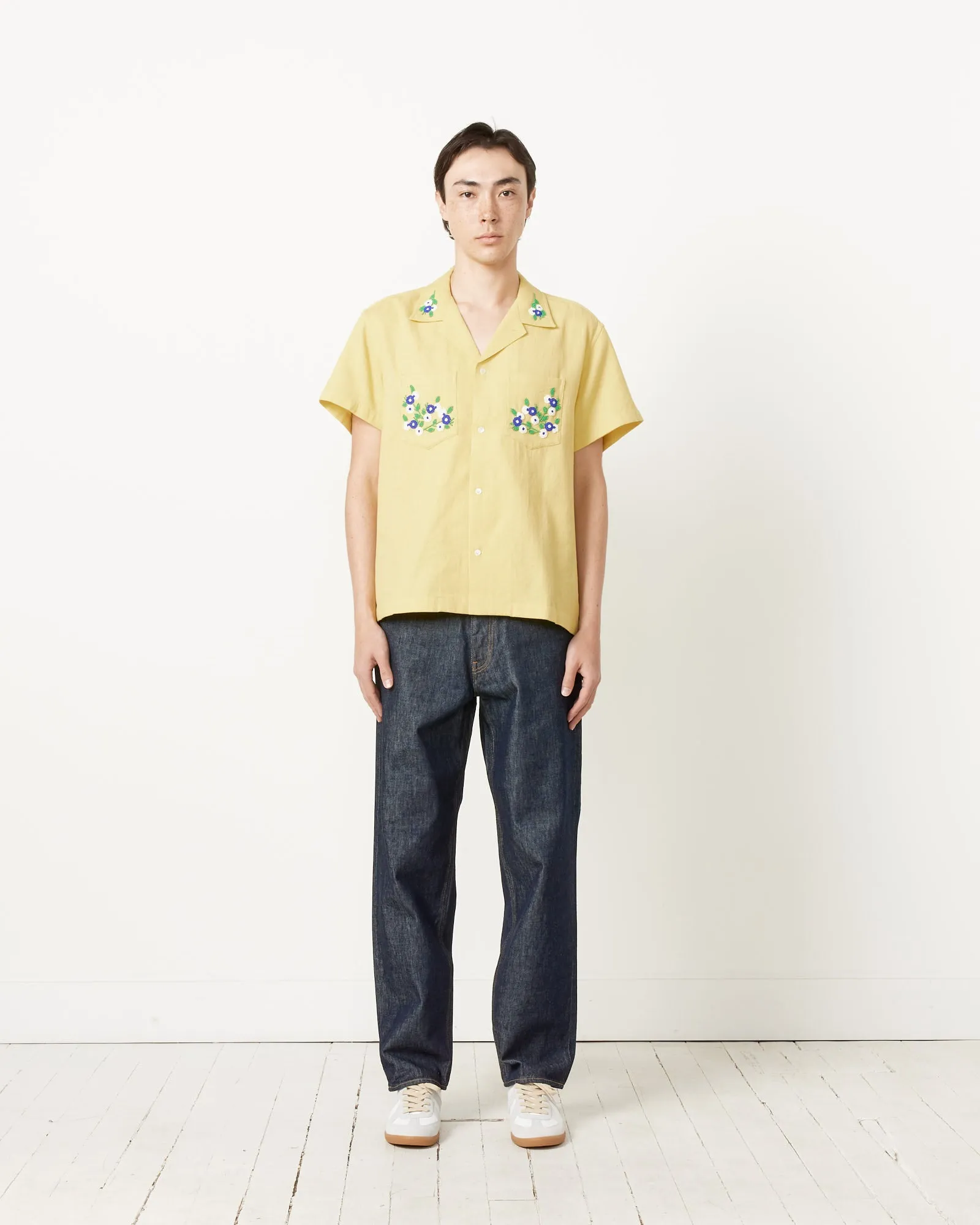 Beaded Chicory Short Sleeve Shirt in Yellow