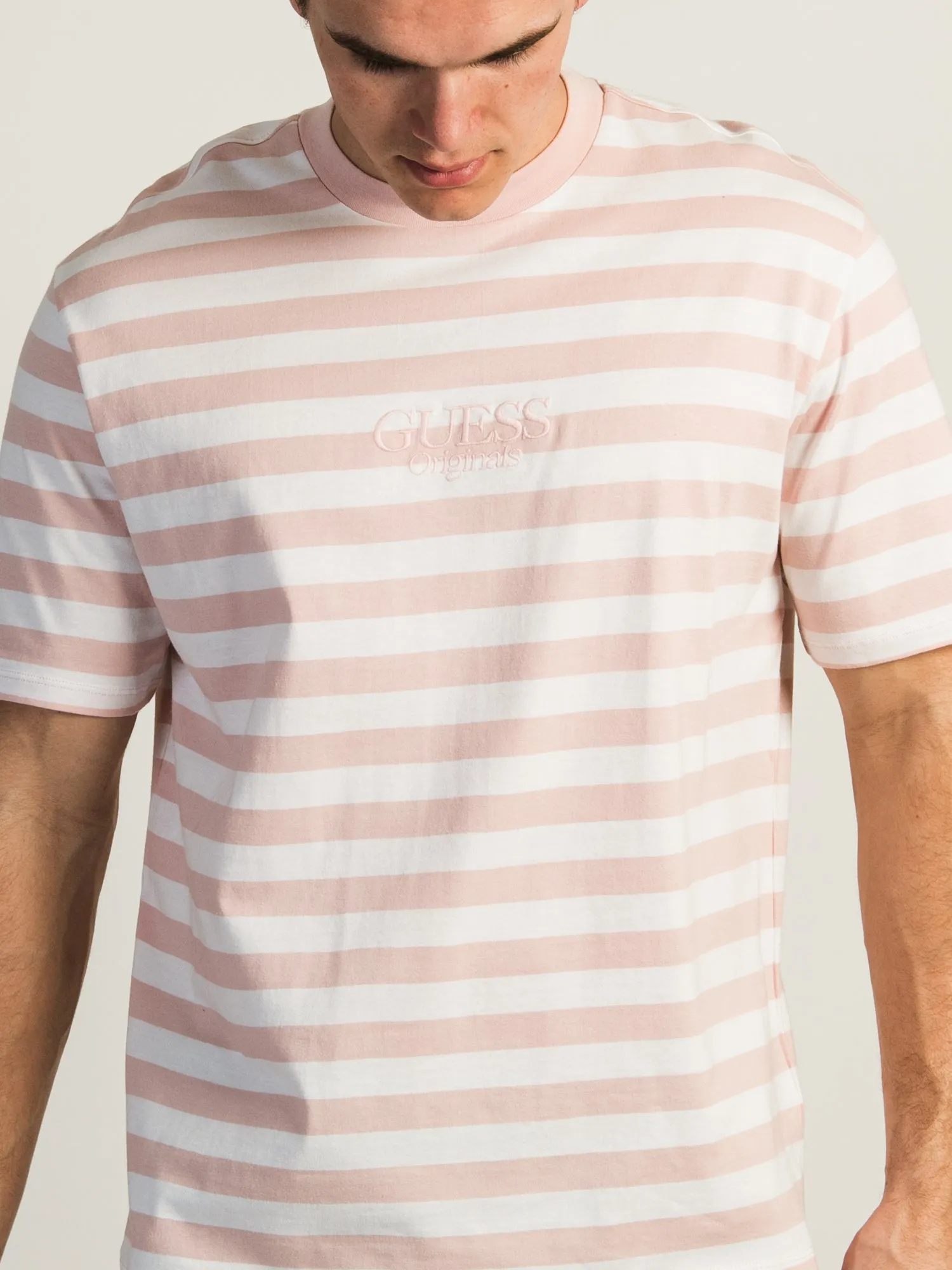 GUESS GO SIMPLE HORIZONTAL STRIPE T-SHIRT