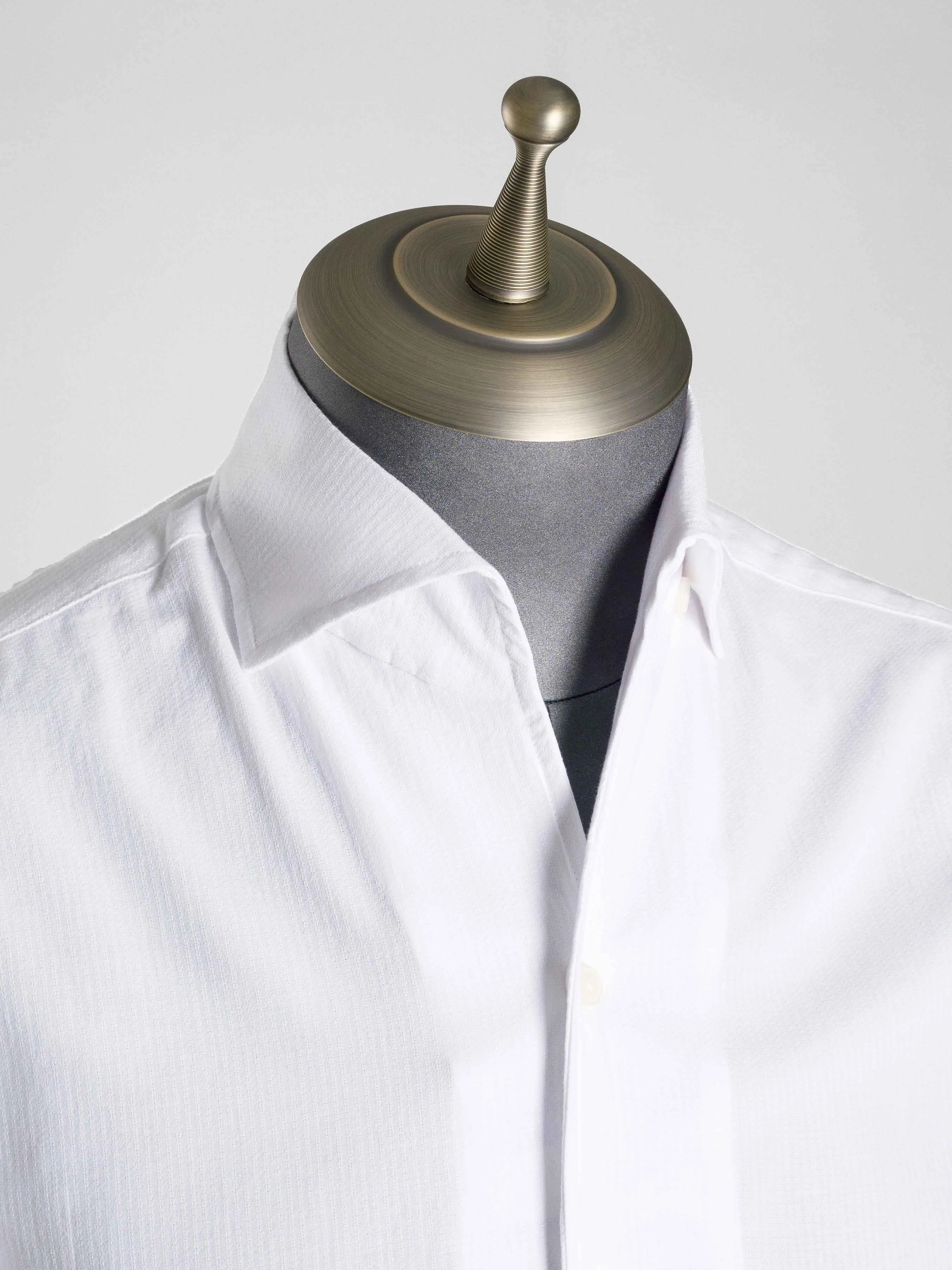 Luca Formal Shirt - White One-Piece Collar