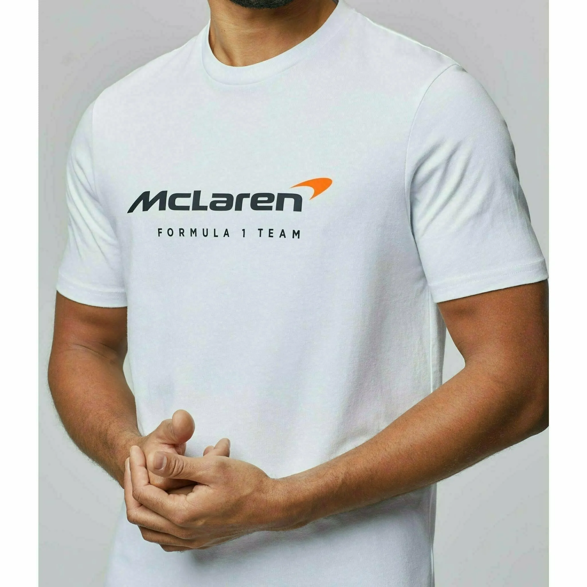 McLaren F1 Men's Core Essentials Logo T-Shirt -Black/White/Papaya/Phantom/Storm Gray/Cloud Blue