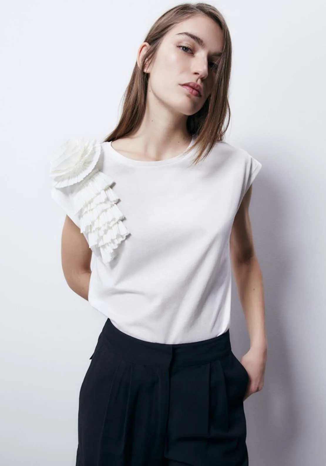 Pleated Flowers T-Shirt - White