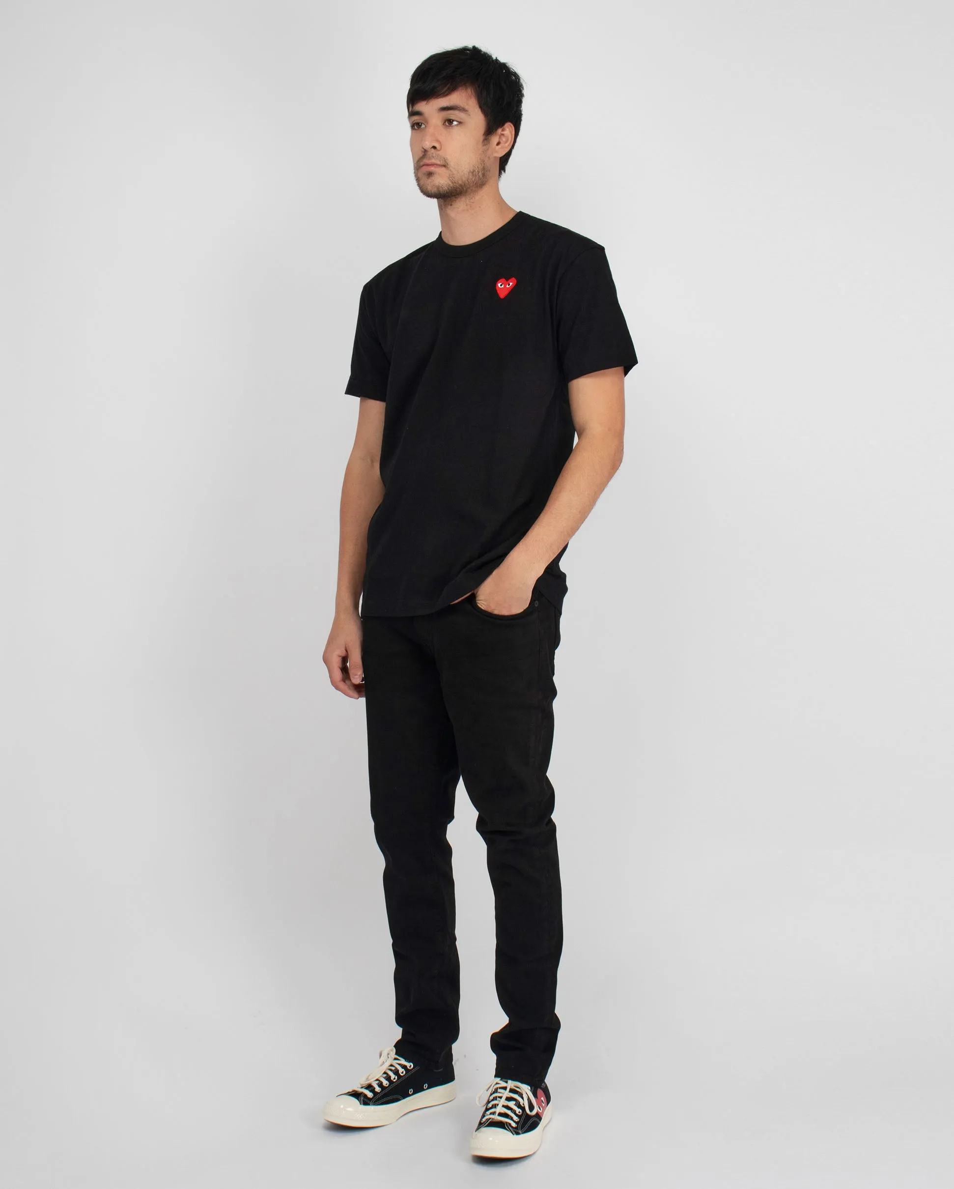 T108 RED HEART  T-SHIRT / BLACK